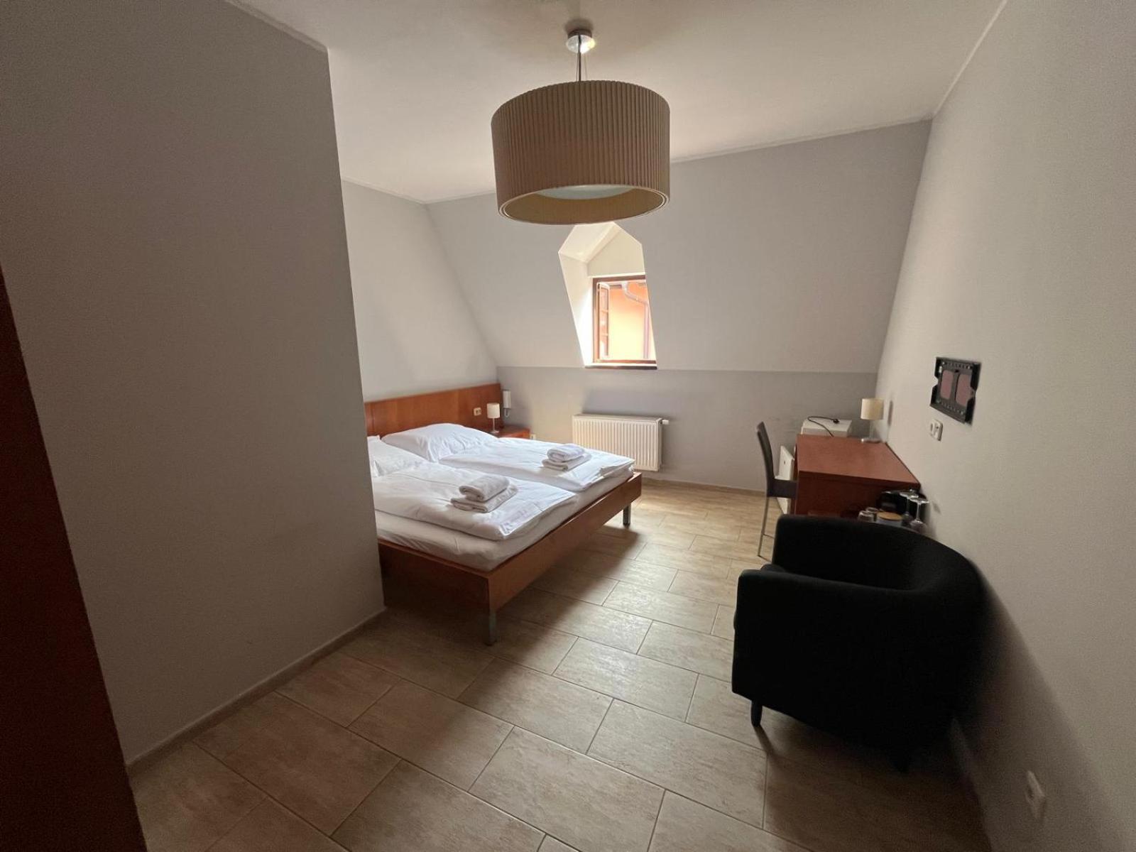 Nevinne Apartmany Kolin Luaran gambar