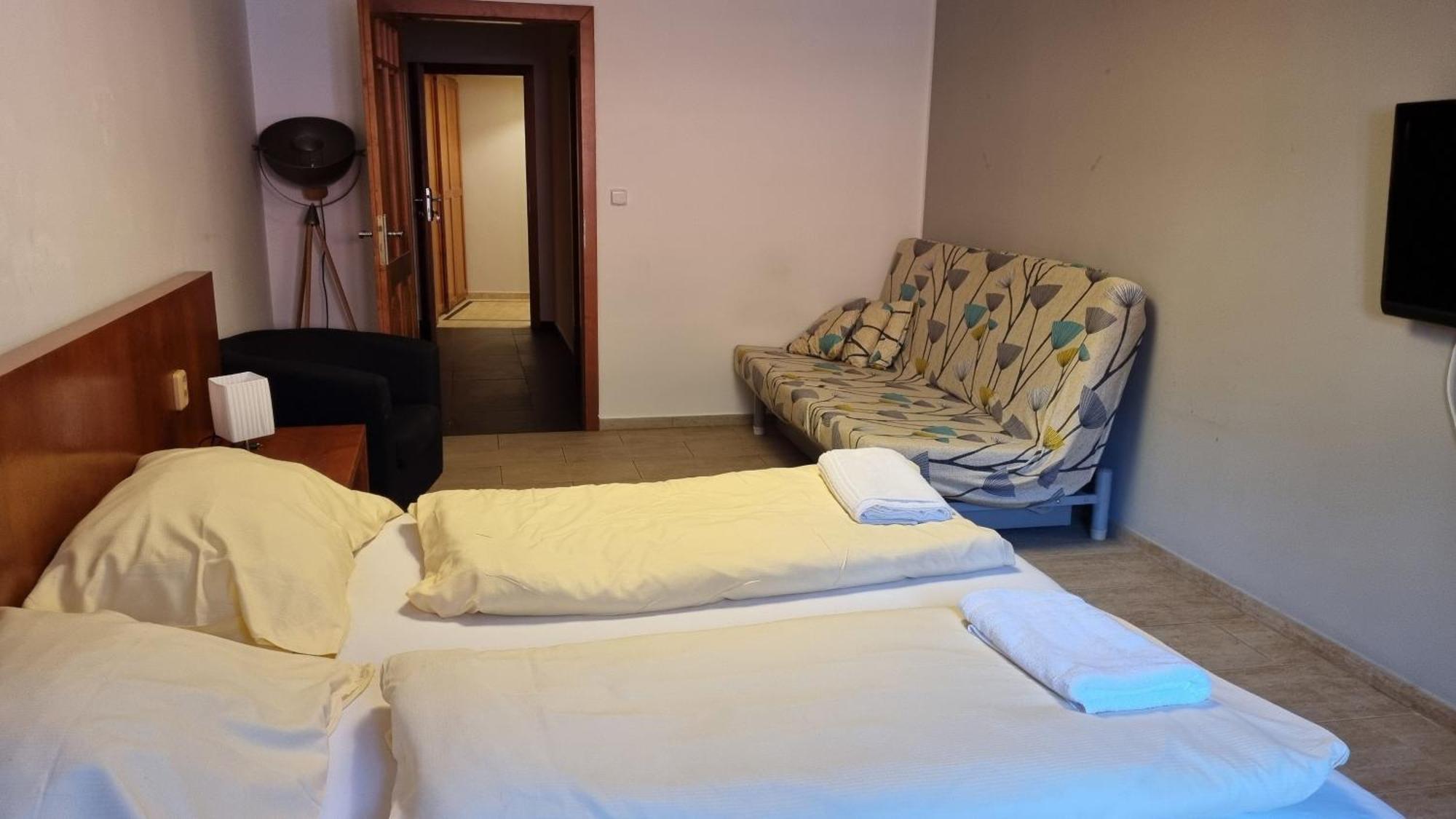 Nevinne Apartmany Kolin Luaran gambar